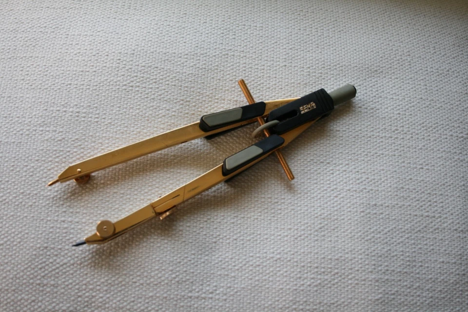 Compás chapado en Oro 18K vintage años 80 dibujo técnico y delineación - Serma - Imagen 2 de 4