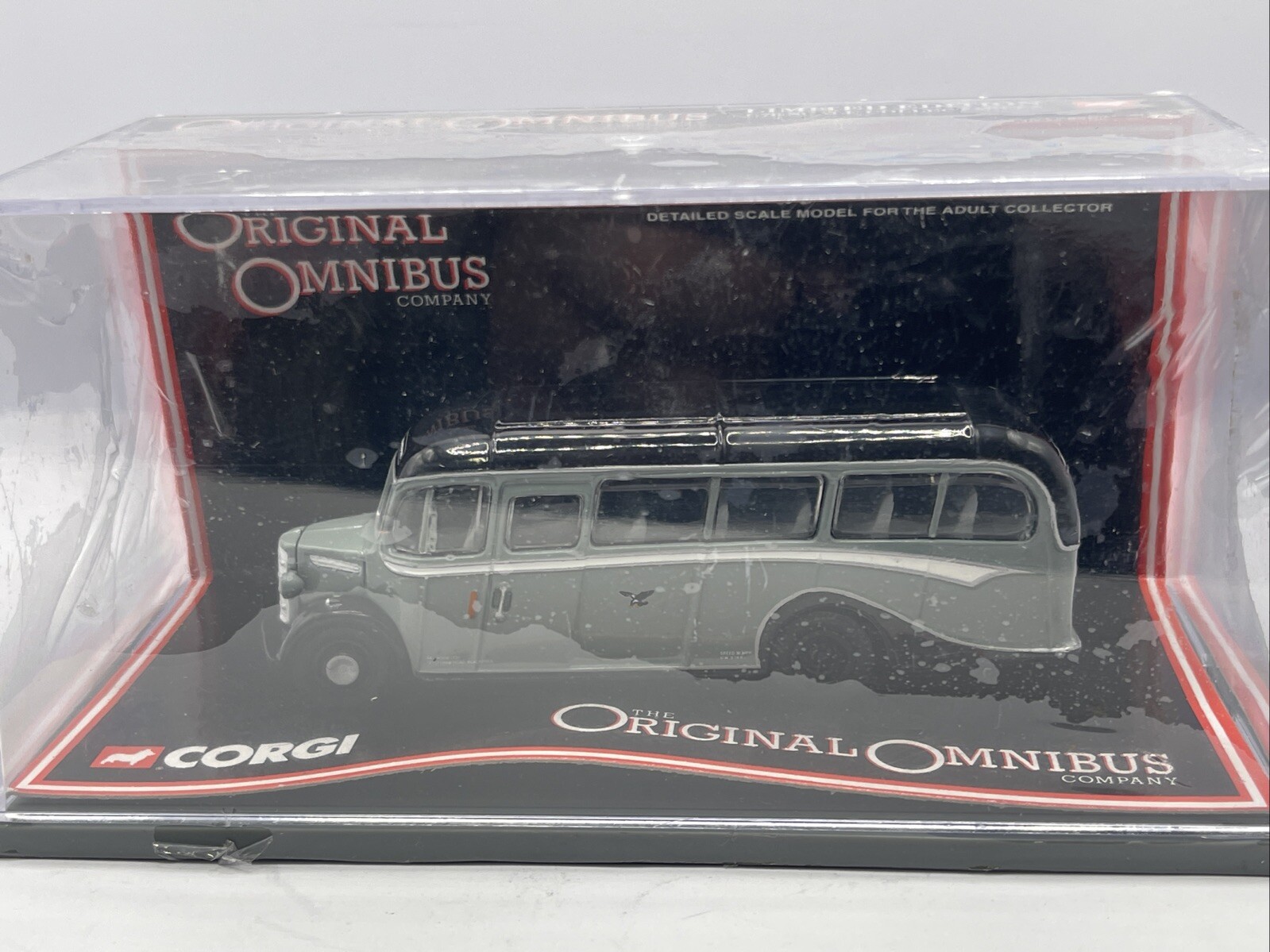 Corgi OOC 42605 Bedford OB Coach Seagull Coaches ""Blackpool"" 1:76 Scale