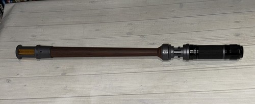 Disney Parks World Disneyland Marvel Avengers Vault Loki TVA Time Stick OHNE Abzeichen