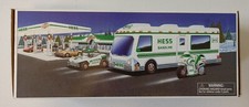 1998 Amerada Hess Recreation Van w Buggy and Cycle New in Box / Mint Condition