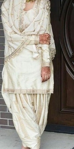 Gota Chunri White Silk Salwar Kameez 