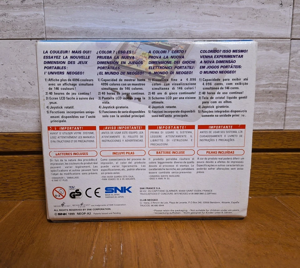 NEW SNK Neo Geo Pocket Color Clear Console *WESTERN VERSION* - Image 2 of 2