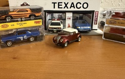 RRR Road Race Replicas Nu-Rora H.O.  37 Ford Roadster w/Headlights & Taillights
