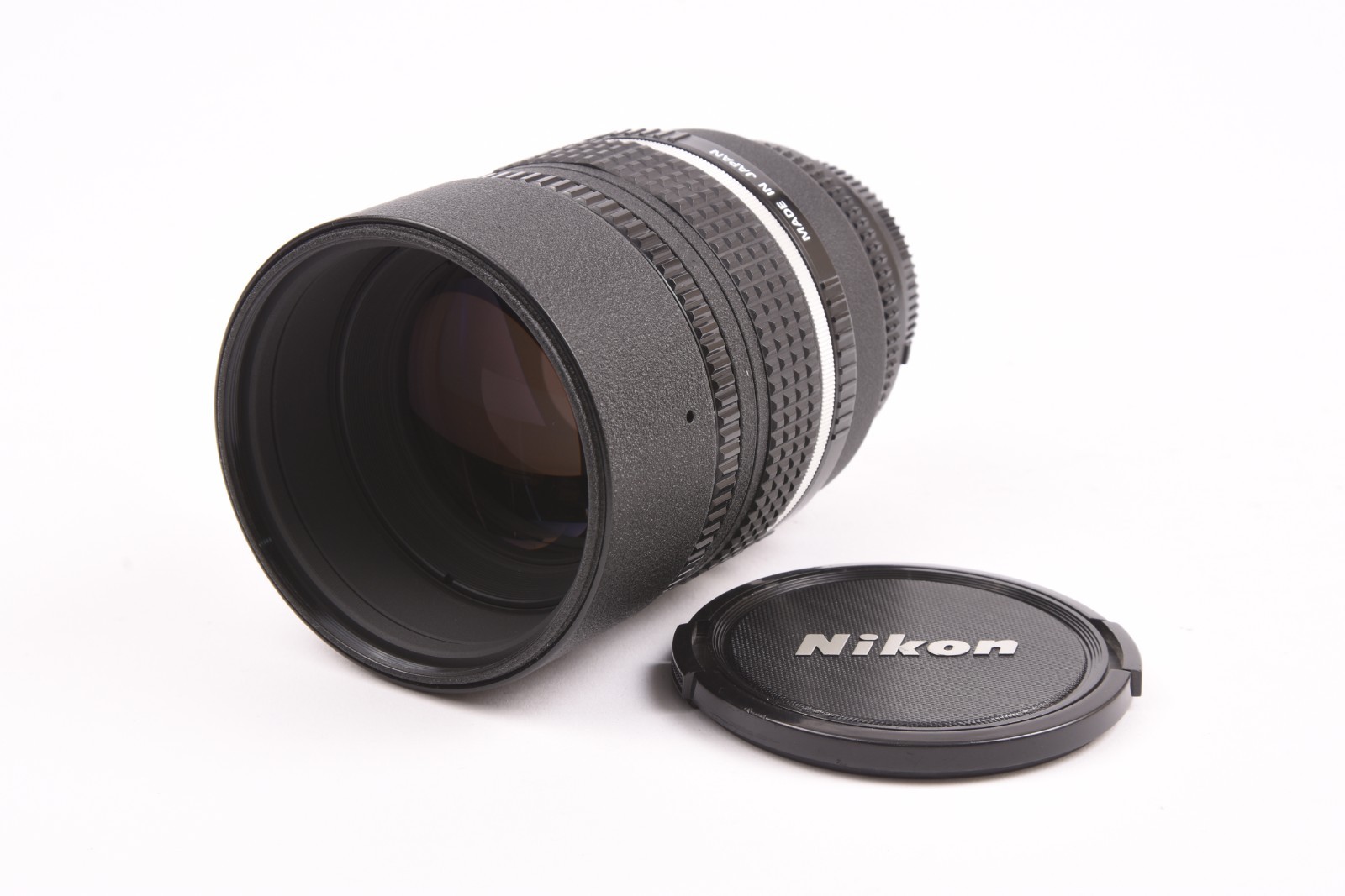 Nikon AF DC-NIKKOR 105mm f/2 D Lens #Z-05541