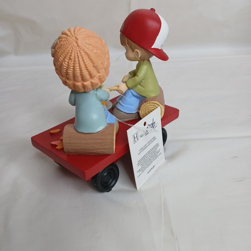 Precious Moments Farmall IH Happy Harvest Collezione Hayride S'more Fun - Foto 5 di 14