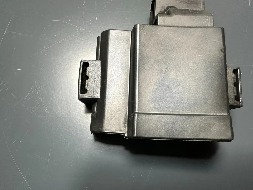 Capa central KTM HUSQVARNA 250 350 450 79041031050 - Imagem 2 de 4