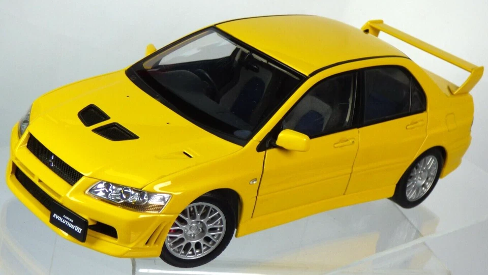 AutoArt Mitsubishi Lancer Evo VII raro colecionável carro de brinquedo de rua amarelo 1:18 - Imagem 2 de 4