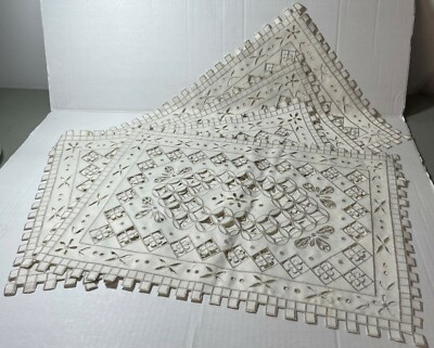 Hand made lace embroidered set of 4 cutwork rectangular placemats 20'' x 14'' New