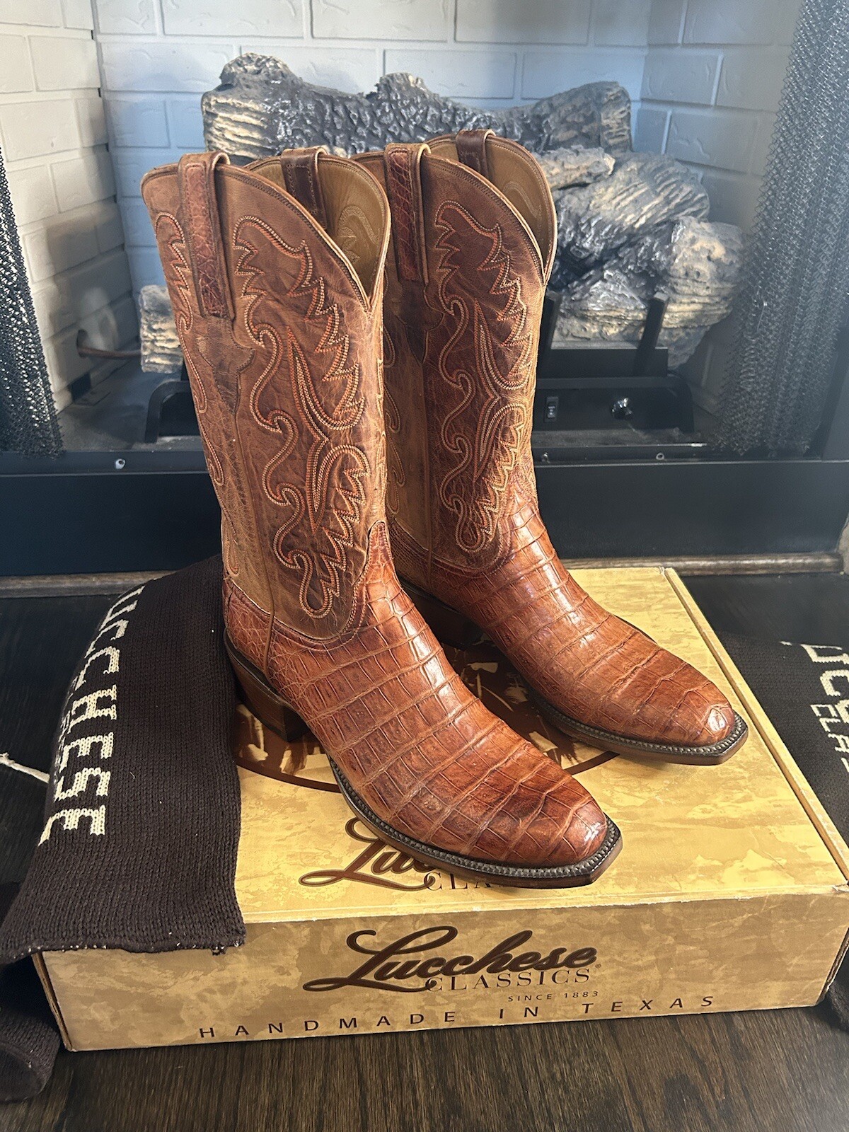 Lucchese Classics New In Box E2154.13 Caiman Belly French Toe Cowboy Boots 9.5D