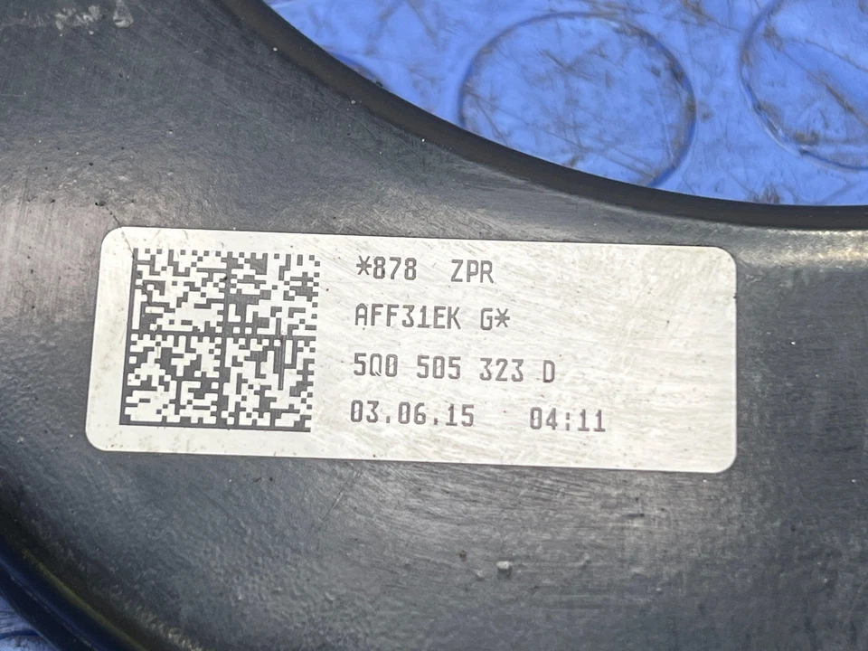 Brazo de control superior trasero Volkswagen Audi A3 Q3 TT Golf Eos lado izquierdo o derecho OEM Foto 2 de 4