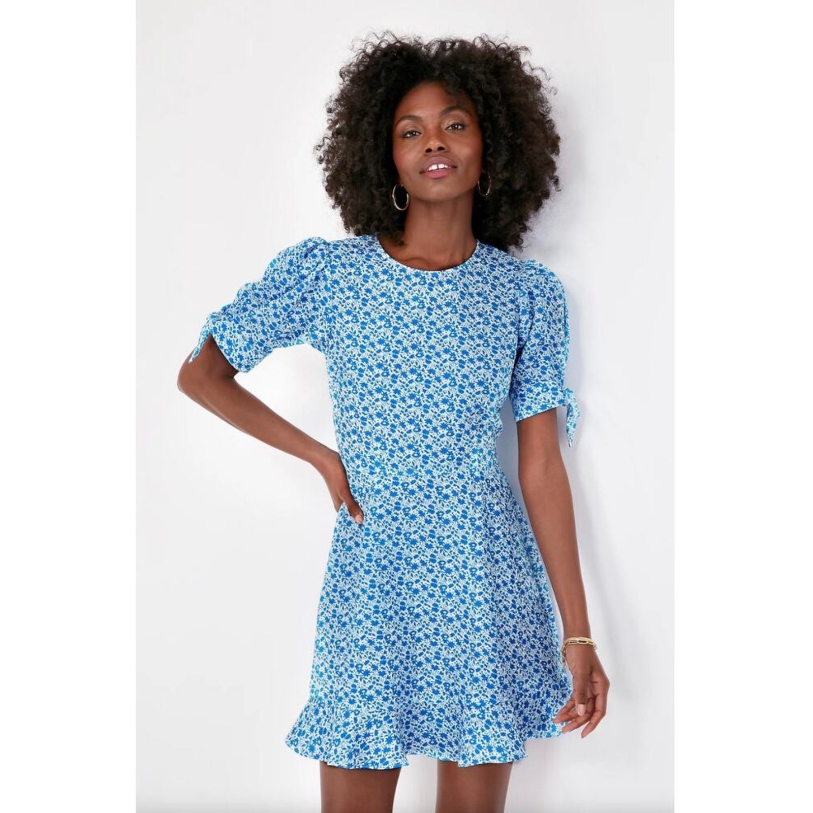 Hyacinth House Dallas Mini Dress Womens L Blue Floral Short Sleeve