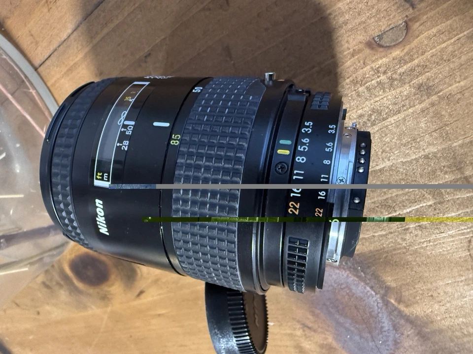 Nikon AF NIKKOR 28-85mm f/3.5-4.5  Zoom Lens w/macro - Image 4 of 4