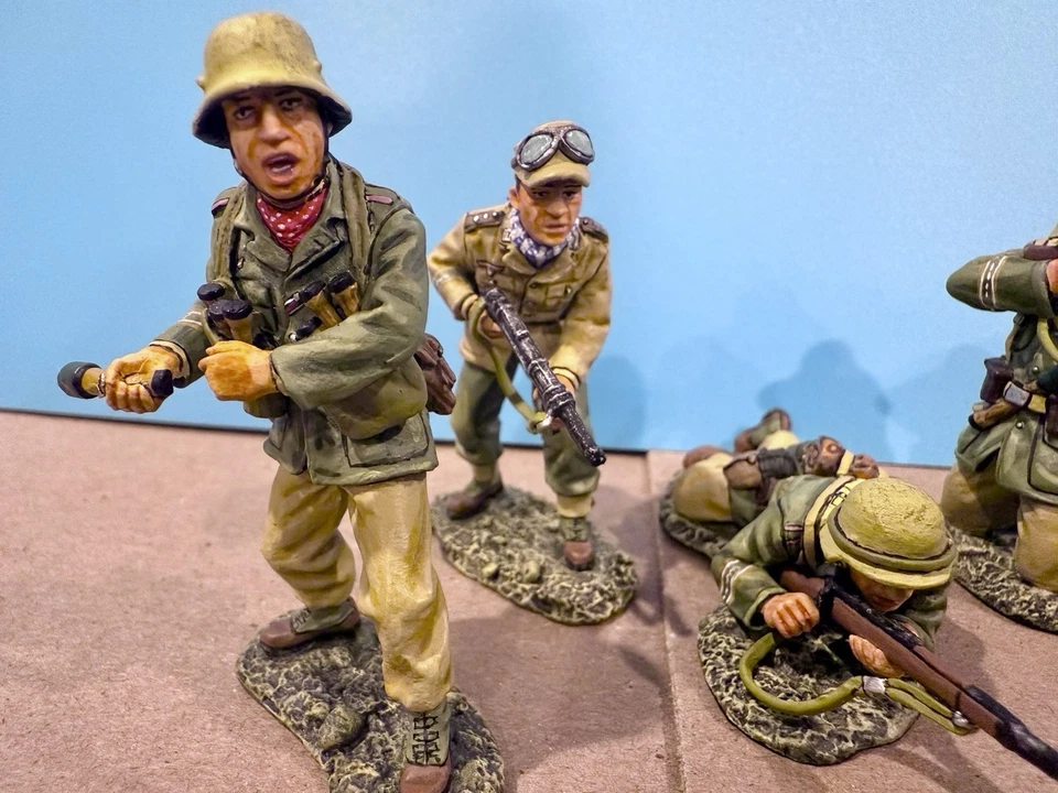 King & Country AK016 Ataque Segunda Guerra Mundial Conjunto Alemán Retirado Afrika Korps Foto 2 de 4