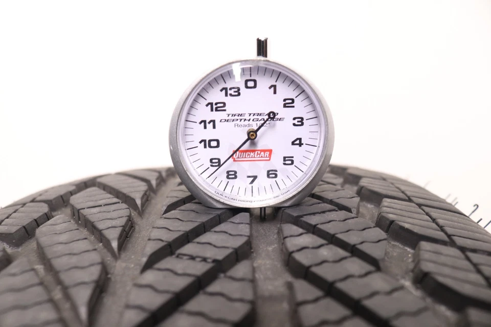 Usado 225/40R18 Bridgestone WeatherPeak - 88V - 8,5/32 Foto 3 de 4