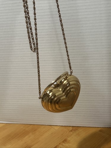 Daniella Hard Shell Shaped Gold Heart Evening Hand Bag Crossbody 24” Long - Picture 11 of 12