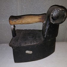 ANTICO FERRO DA STIRO A CARBONE FINE 800
