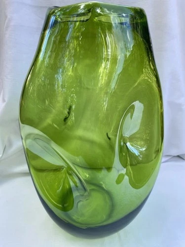 Blenko 921-L 1953 14” Pinched Dimpled Lime Green Glass Vase Winslow Anderson MCM