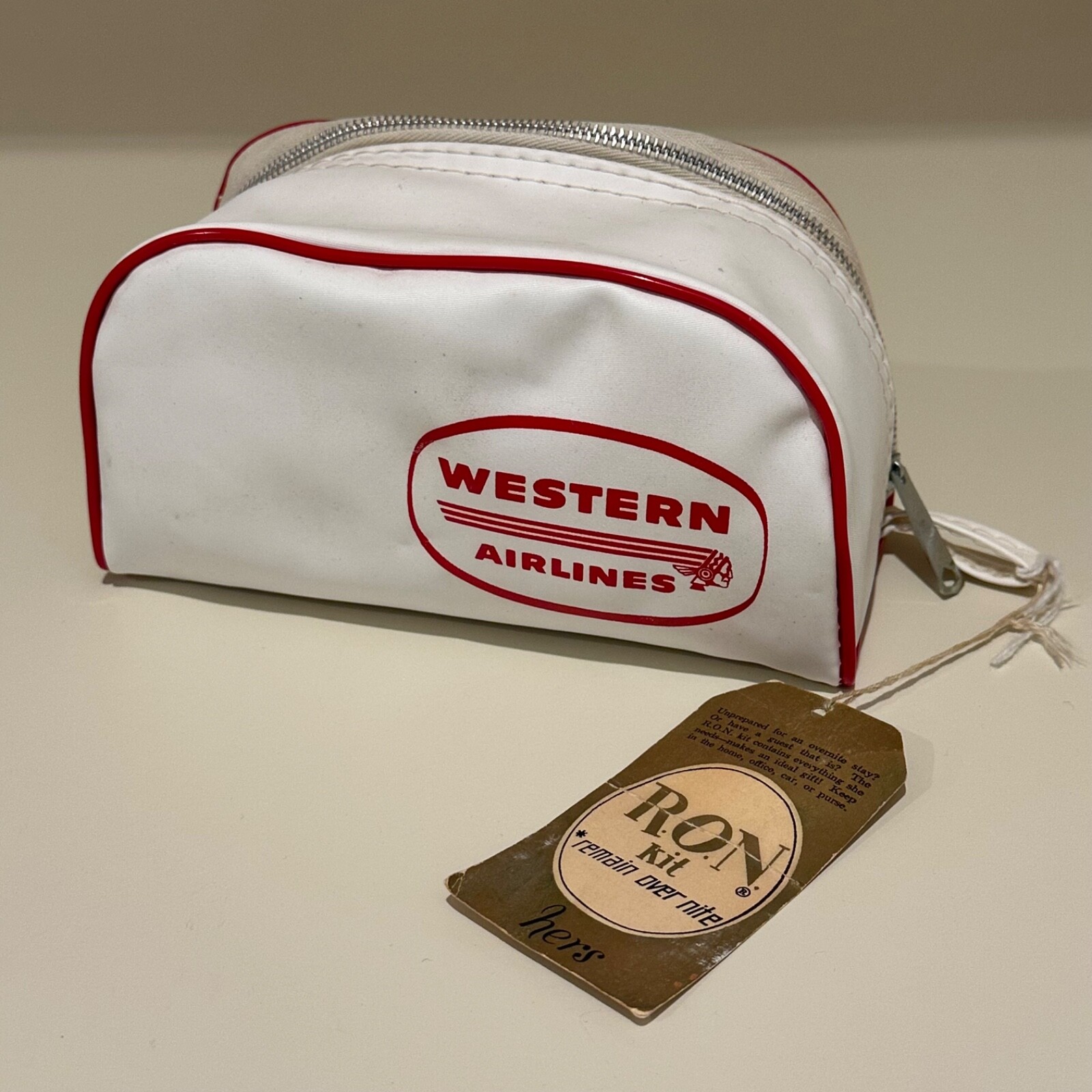 WESTERN AIRLINES *RARE* Vintage Her's RON Kit Remain Over Nite