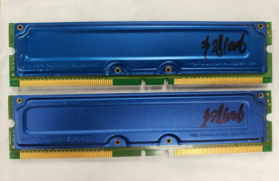 Juego de 2 memoria Samsung Rambus RIMM 800-45 256mb/16 RAM MR16R082GAN1-CK8 Foto 2 de 2