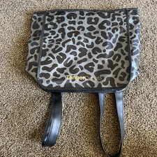Tanger Outlet Backpack/Handbag/Purse Grey/Black Cheetah/Leopard Cinch Large NWOT
