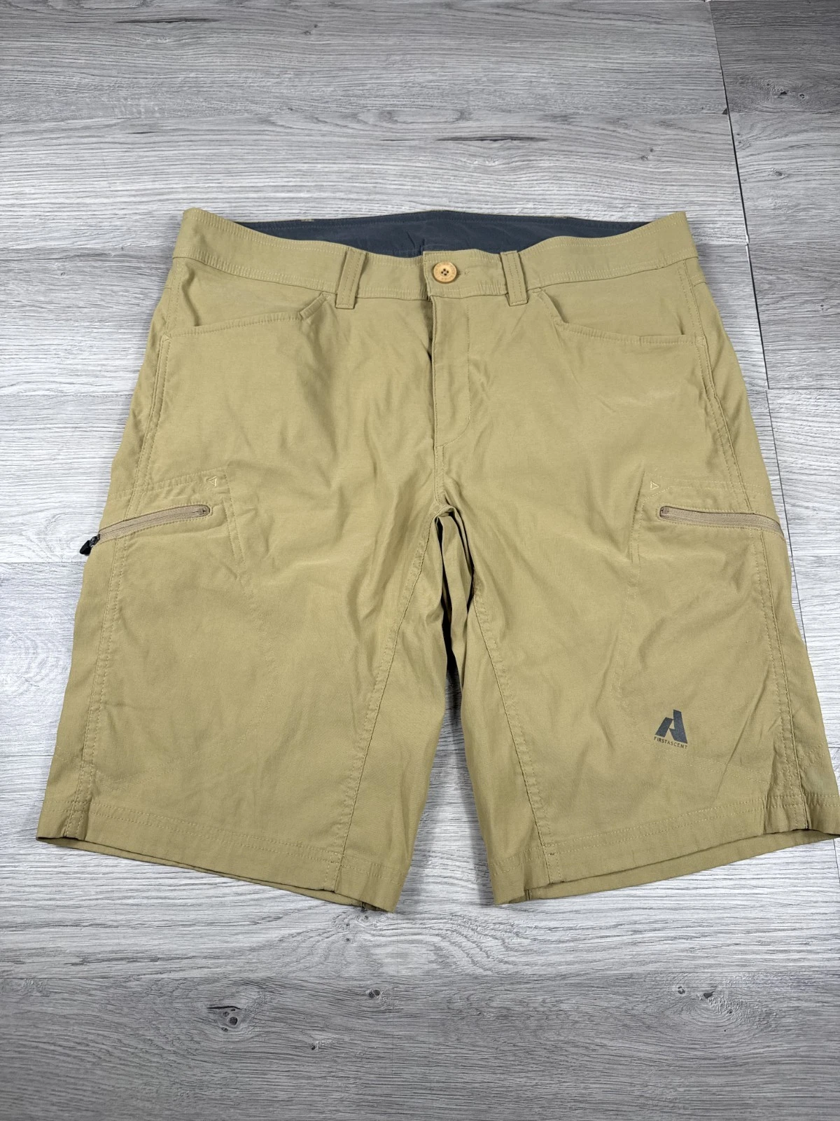 Eddie Bauer Shorts Mens 38 First Ascent Guide Pro Khaki Nylon Spandex Hiking
Opens in a new window o