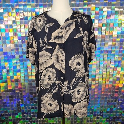 Wan Shi Shun 100% Silk Blouse Womens Navy Floral Short Sleeve Excellent Tropical