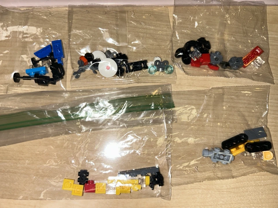 Lego Tiny Set Truck Tractor Bulldozer Race Car from: Advent Calendar NEW #60475 - Image 3 of 3