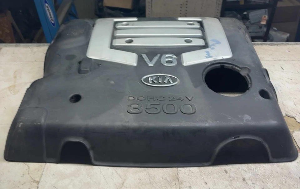 2003-2006 KIA SORENTO DOHC 24V 3500 3.5L Engine Appearance Cover Trim Bezel - Image 2 of 4
