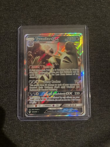 Pokemon Tyranitar-GX 121/214 Lost Thunder NM