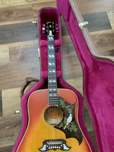 1964 Gibson Dove very nice vintage acoustic