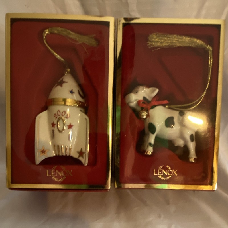 Lenox 2002/05Christmas Hanging Ornament Lot 2pc Rocket Ship Cow Stars White Gold