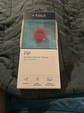 Fitbit FB301M Zip Wireless Activity Tracker - Magenta