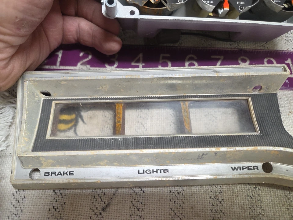 Medidores de tablero Plymouth Fury 1965 funcionando Foto 4 de 4