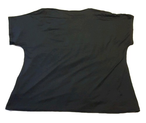 NWOT Stretchy Black Top With Gold Cut-out Detail Size 20-22 - Plus Size Fashion - Picture 4 of 4