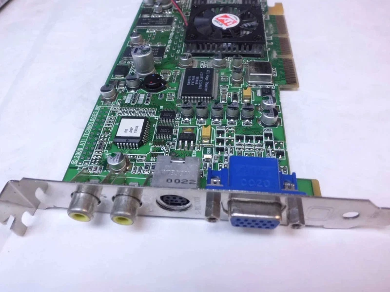 109-70700-01 ati 64MB agp video card with in/out S-VIDEO and vga radeon X300 pc - Image 3 of 4