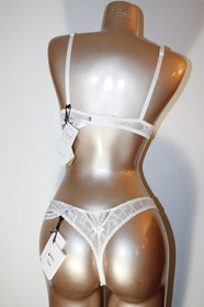 Aubade Paris Sample Encre De Chine White Lingerie Set with Jewel 34B S