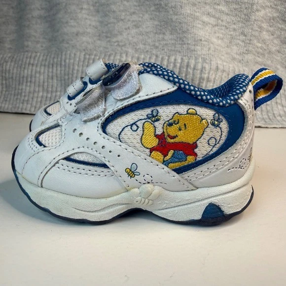 Lindas Tenis Niños Winnie the Pooh Talla 3 Smartfit Blanco Azul De Colección Años 90 Disney Foto 3 de 4