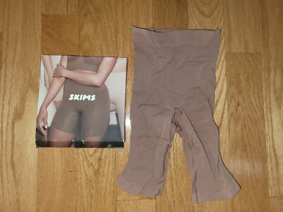 SKIMS Sculting Short Above The Knee SH-AKS-0104 Sienna Size S/M