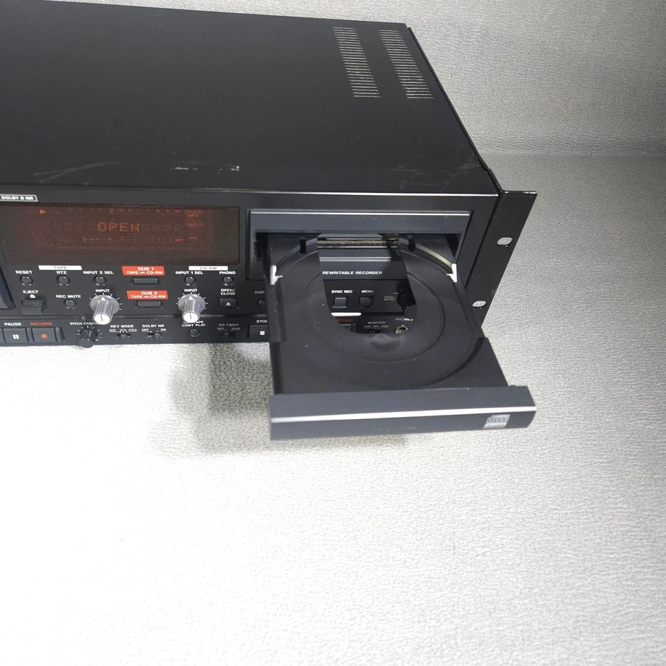 Professional Tascam CC-222 Cassette Deck /CD Recorder Player Combo, Tested - Image 2 of 4