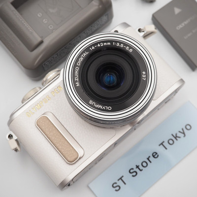 [Neuwertig] Olympus PEN E-PL8 16.1MP Digitalkamera weiß mit Objektiv,...