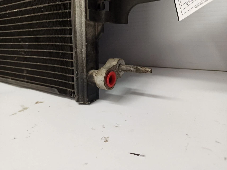 23469929 2003-2024 Chevrolet Express 2500 AC Condensor 11392259 - Image 4 of 4