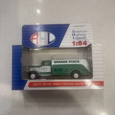 Hartoy AHL American Highway Legends, Peterbilt 260, Quaker State 1:64