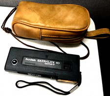 Vintage KODAK EKTRALITE 10 CAMERA w/ SOFT CASE Made in USA