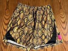 NIKE FLY DRI FIT WOMENS LOOSE FIT BASKETBALL SHORTS SIZE LARGE NWT 50