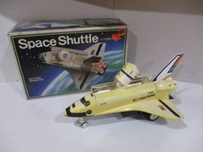 SPACE SHUTTLE BATTERY OPERATED IN ORIGINAL BOX