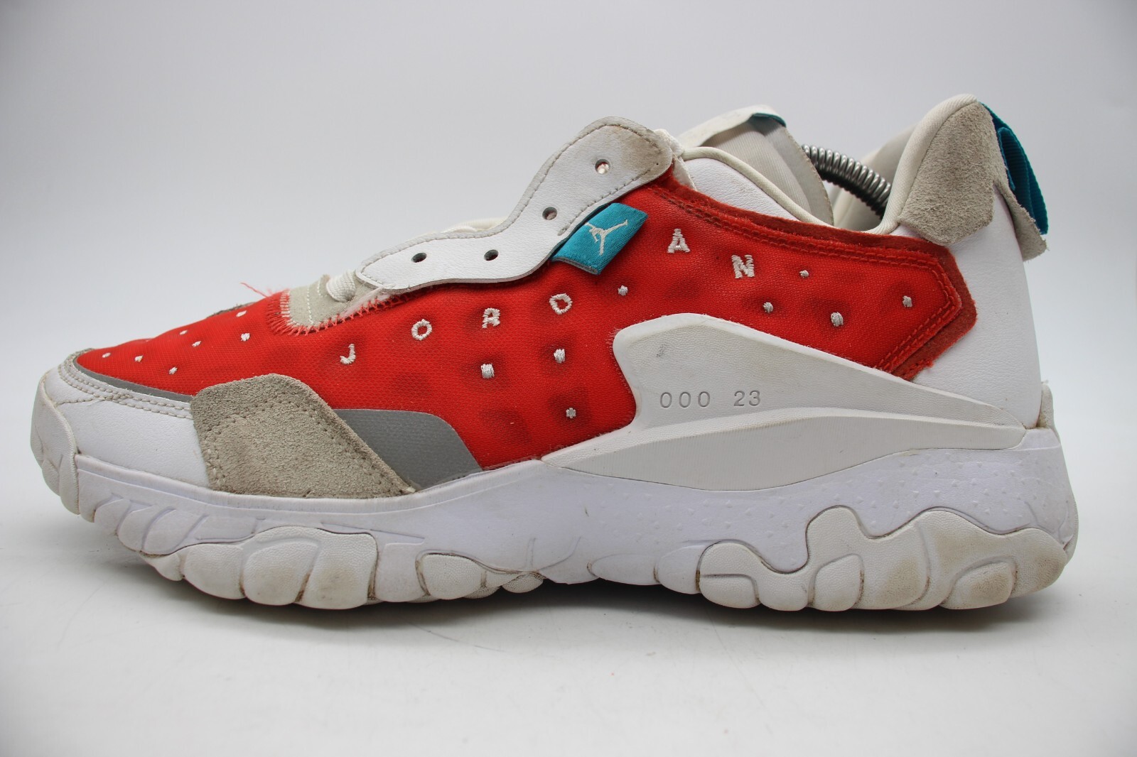 Nike Jordan Delta 2 Men's 10 Chile Red White Grey Blue Fog Sneaker CV8121-600 thumbnail 4