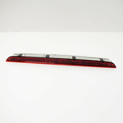 Audi A4 Avant 8K9 945 095 B テールライト NEW AUDI A4 AVANT 8K REAT TAILGATE ADDITIONAL BRAKE LIGHT