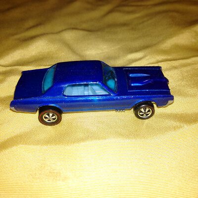 Hotwheel Custom Cougar Redline ,neuwertig, blau