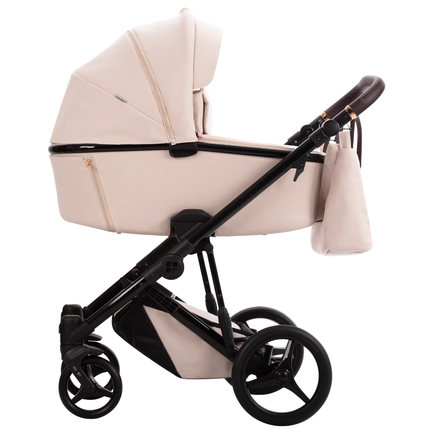 5901497114322 LOREN PRAM - PC GLOSS 03/PUR BEBETTO
