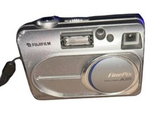 Fuji Digital Camera FinePix A205 2.0 MP Silver Point And Shoot-Tested  Working